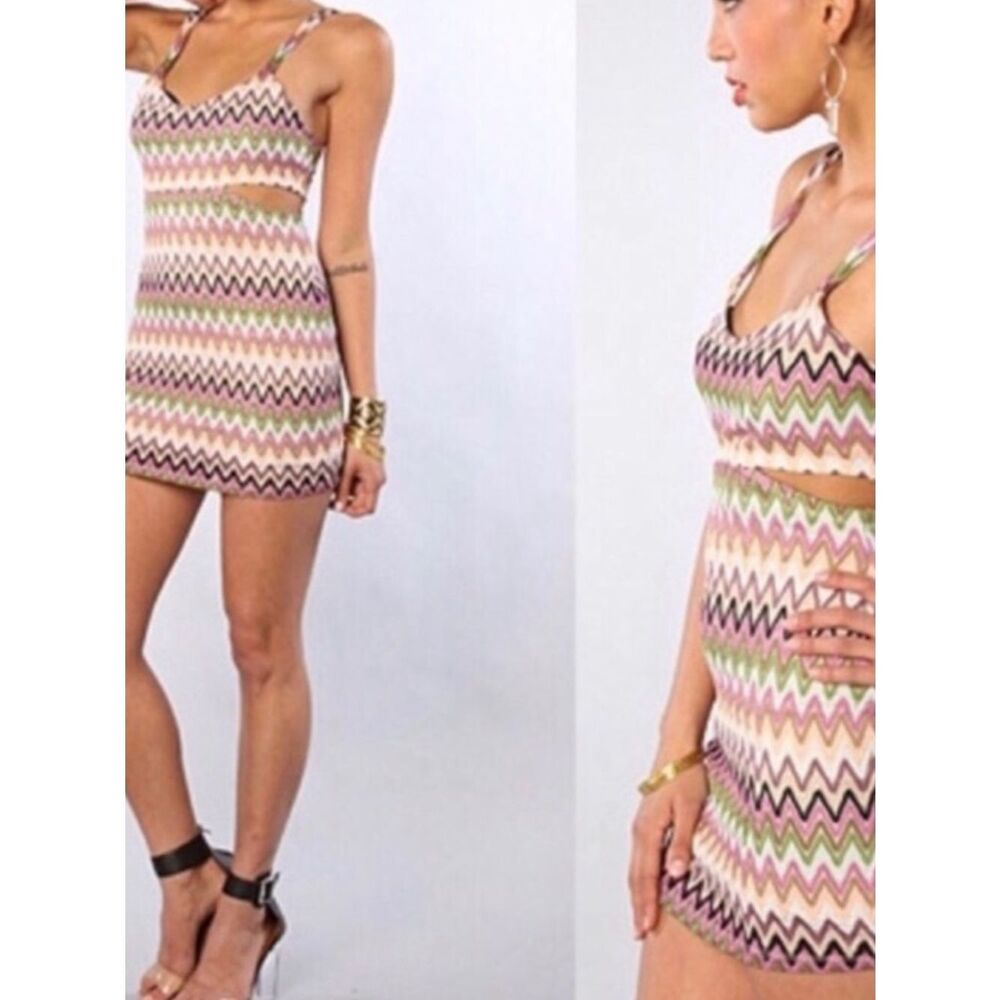 [Lovers + Friends] Multicolor Chevron Mini Dress - Size Medium